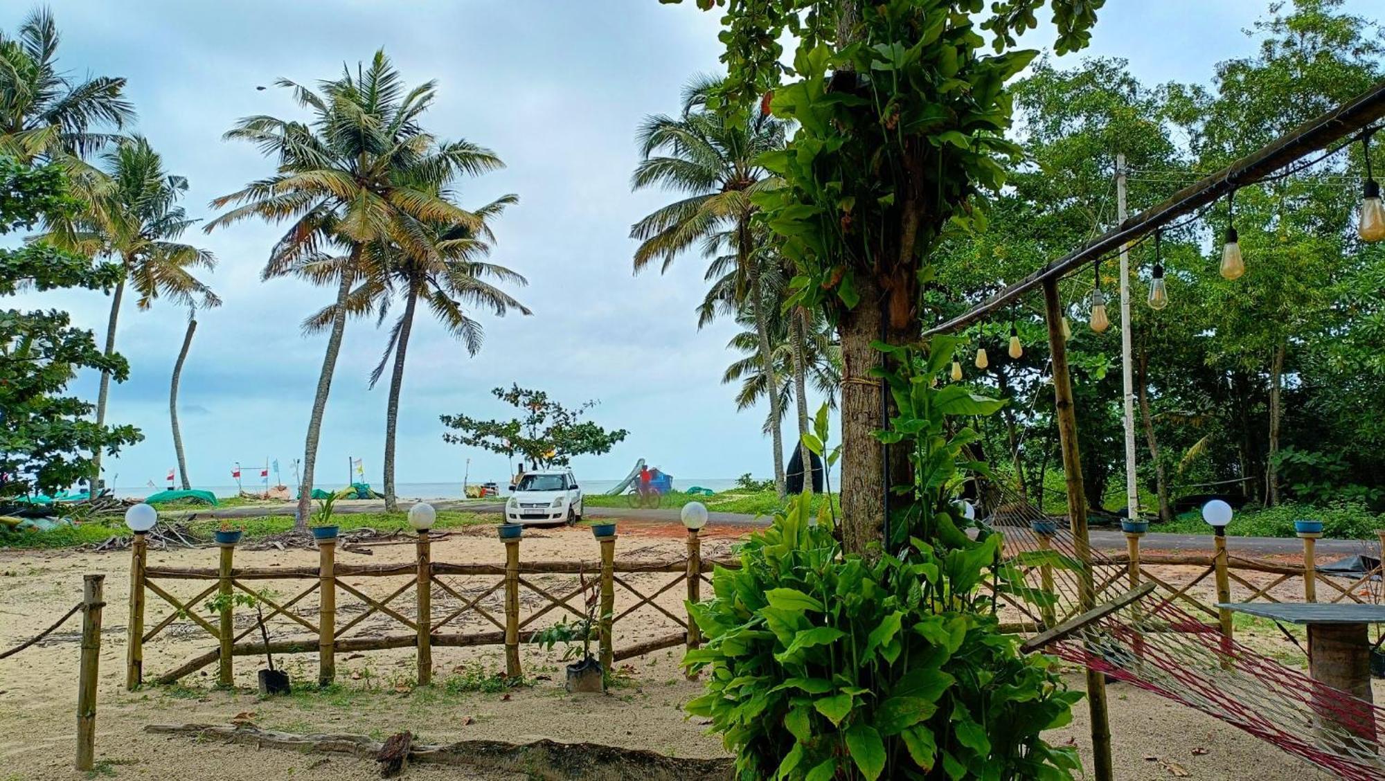 Marari Blue Whale Beach House Alappuzha Buitenkant foto