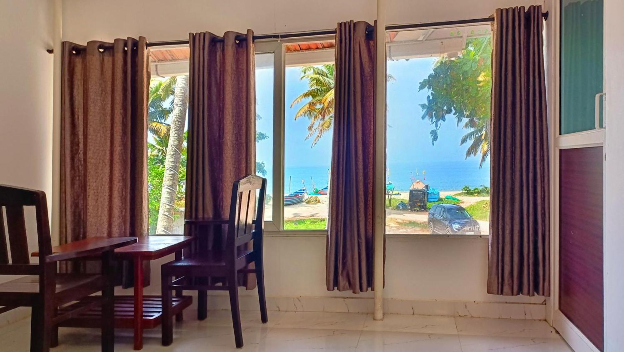 Marari Blue Whale Beach House Alappuzha Buitenkant foto