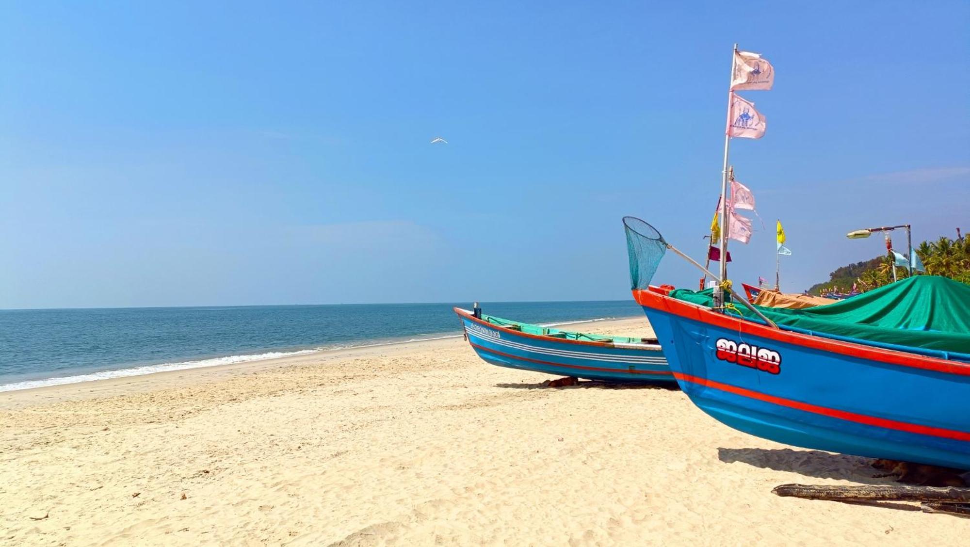 Marari Blue Whale Beach House Alappuzha Buitenkant foto